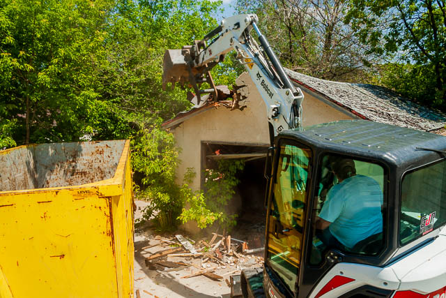 winnipeg demolition
